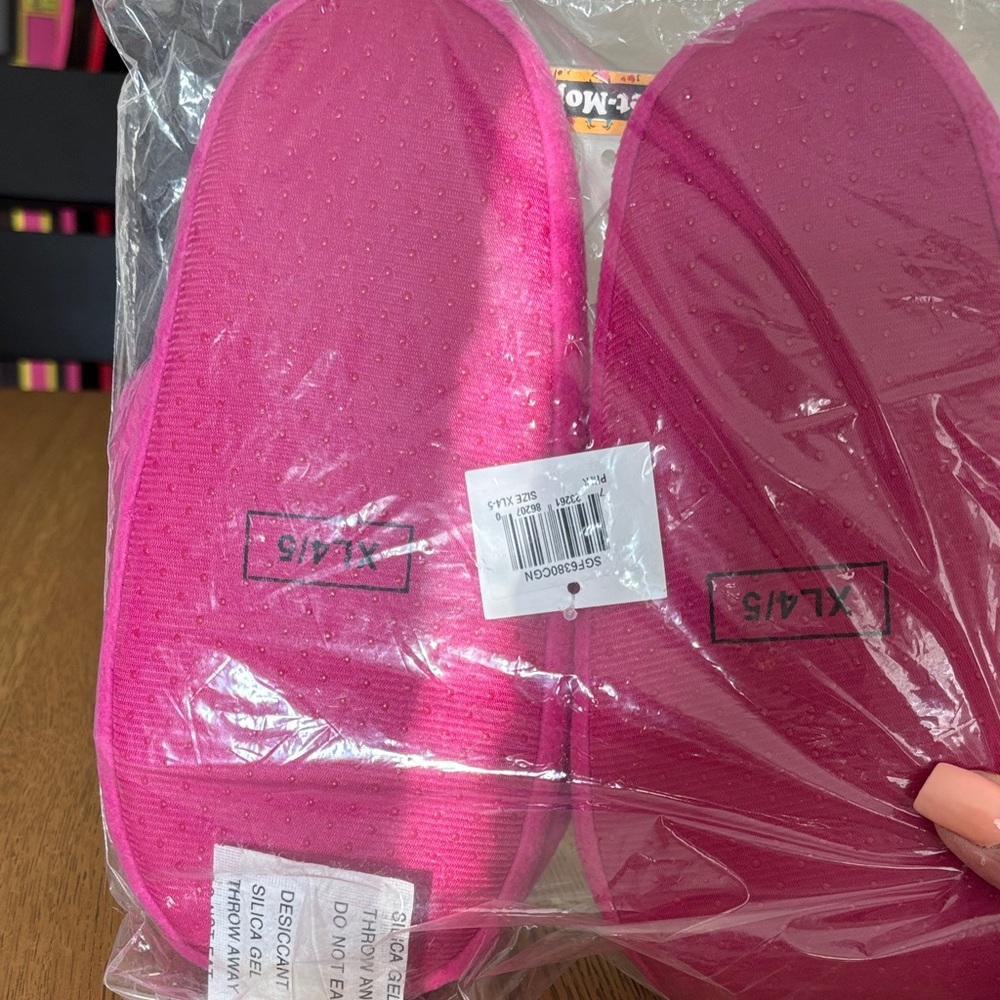 Pink Slippers with Emoji Design - Picture 3 of 4